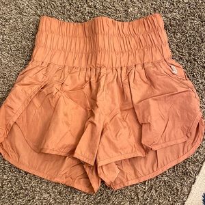 Barely worn free people The Way Home shorts! Size XS. perfect condition